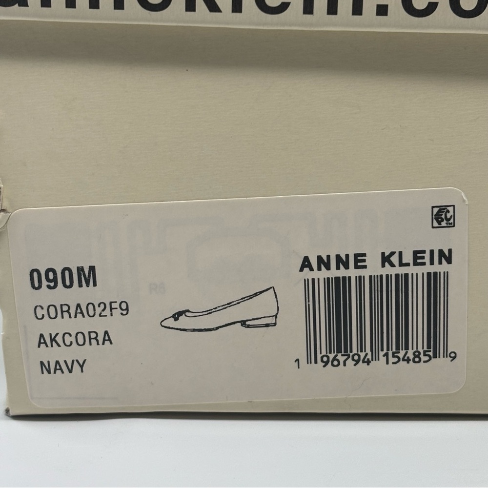 Anne Klein Flats - Picture 7 of 7